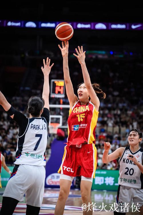 韩旭队友:韩旭为球队带来了很多观众,谁不喜欢看她打球呢 韩旭队友:韩旭为球队带来了很多观众,谁不喜欢看她打球呢